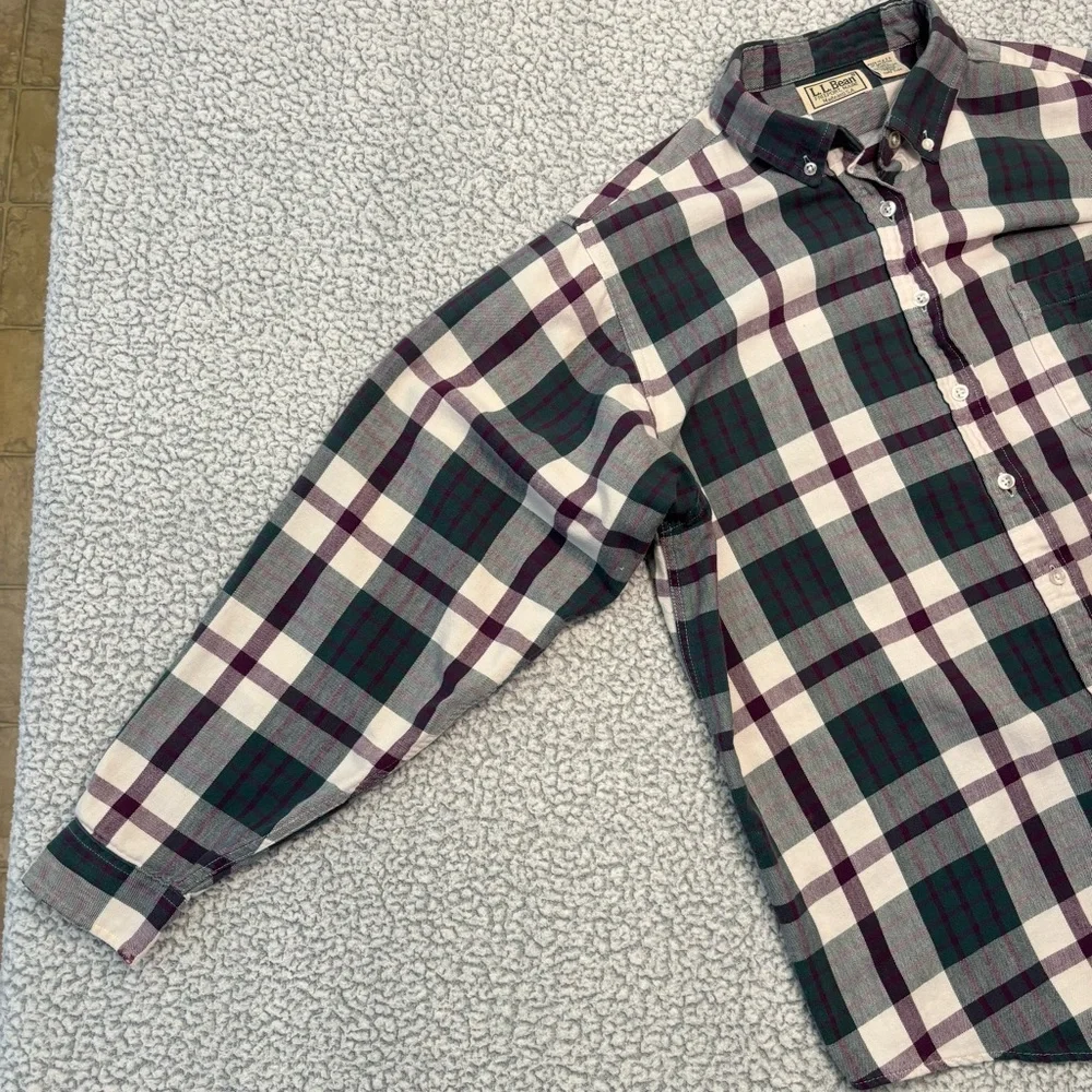 VTG L.L. Bean USA Classic Flannel Shirt, Women Sz M Plaid Green Plum, Midweight - Picture 6 of 12